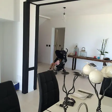 Maison *